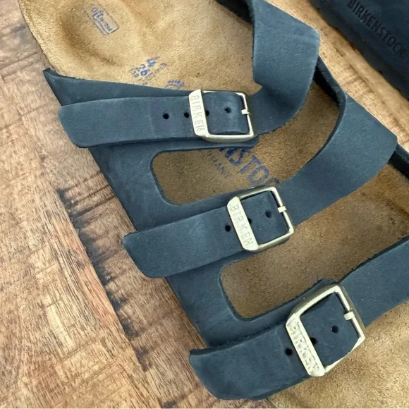 Birkenstock Florida Sandals Size 41 - Picture 2 of 9